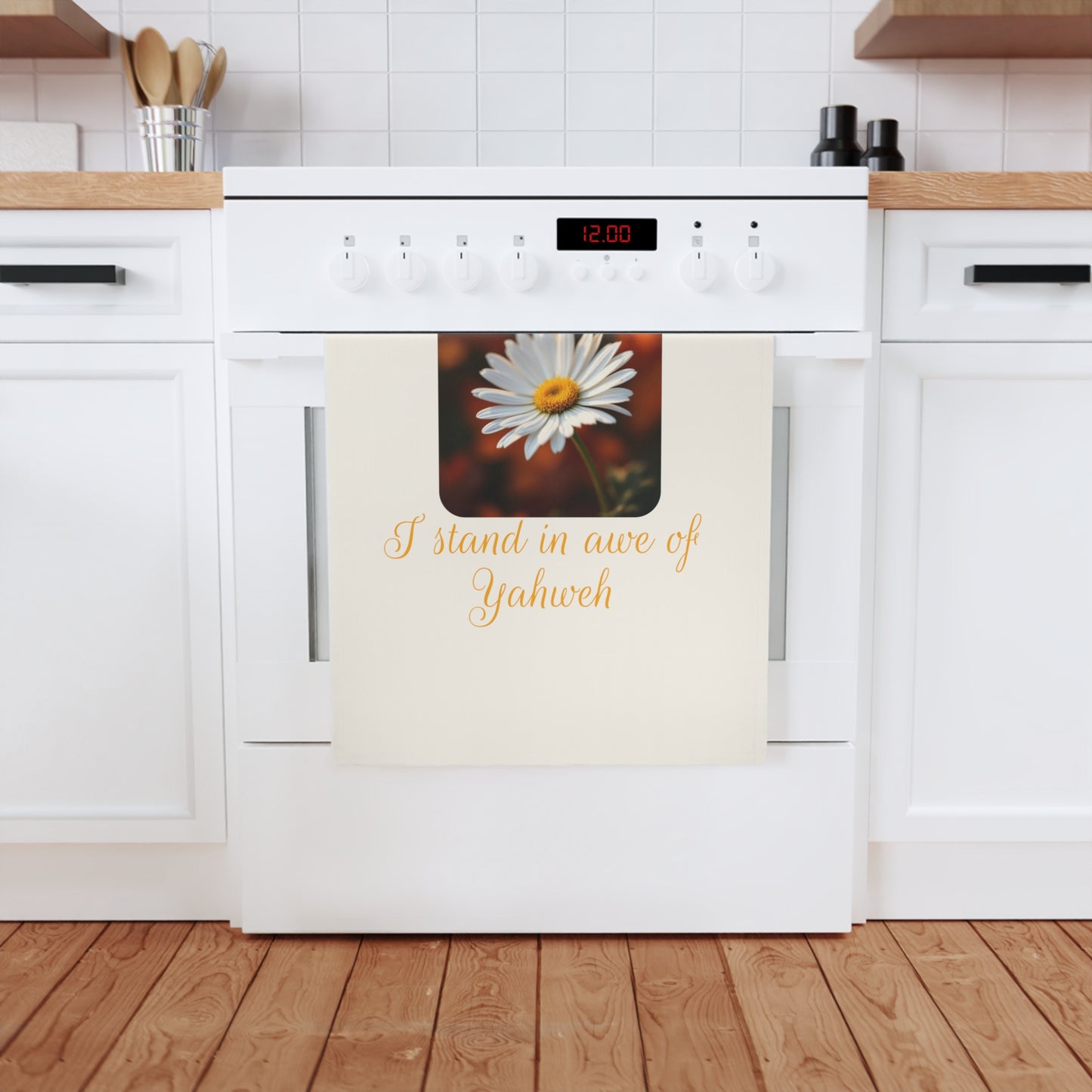 Inspirational Cotton Tea Towel - 'I Stand in Awe of Yahweh' with Daisy Design - Perfect for Home Decor and Gifts
