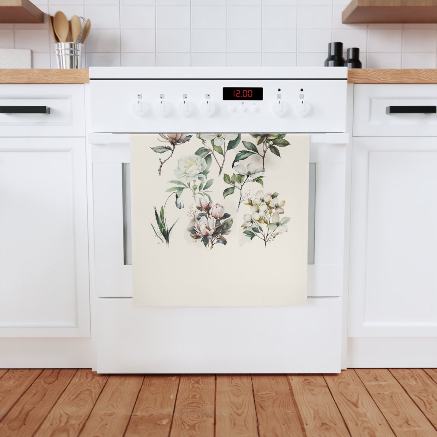 Elegant Floral Cotton Tea Towel - Perfect for Home Décor and Gifts
