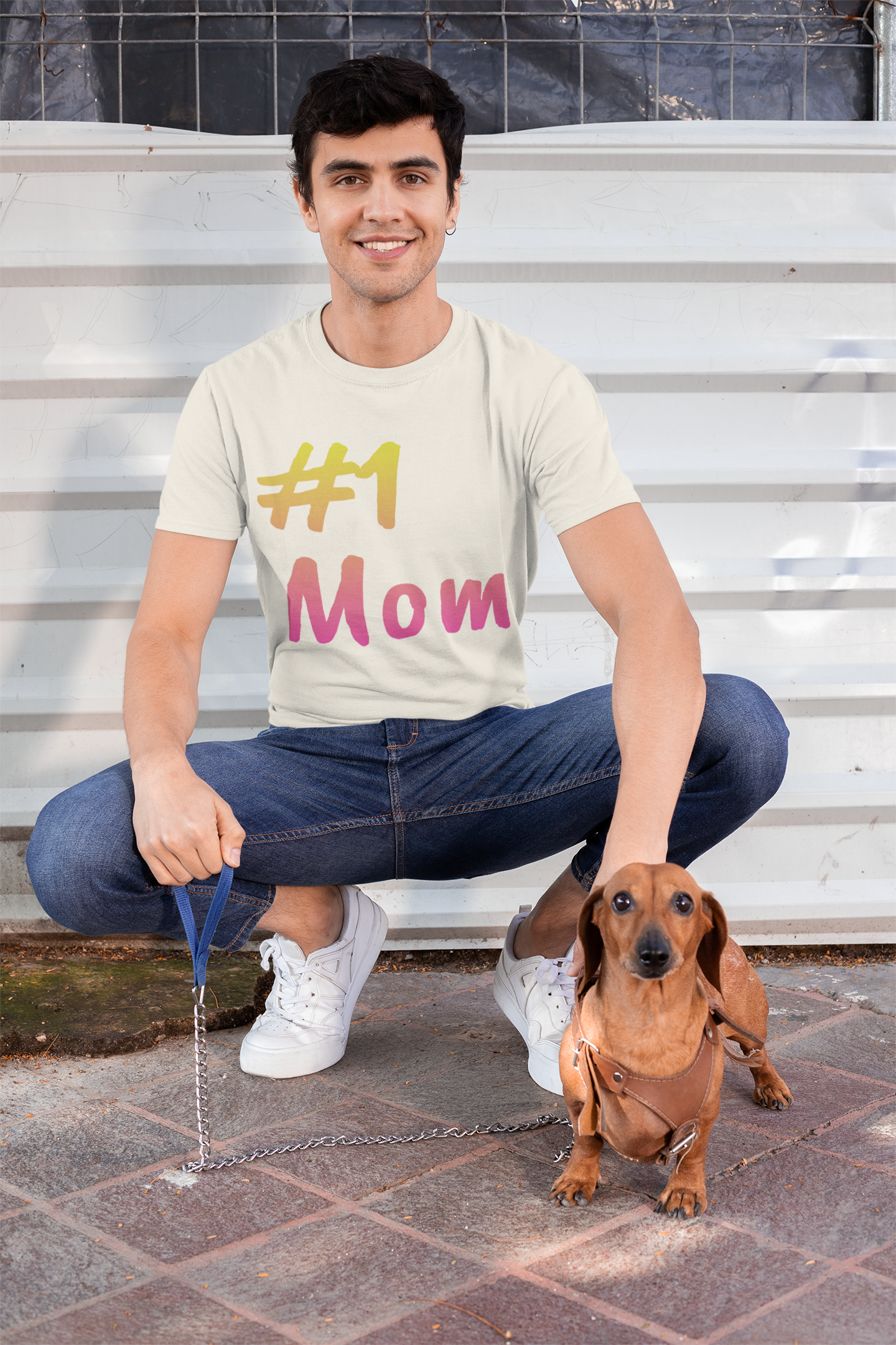 #1 Mom Unisex Softstyle T-Shirt